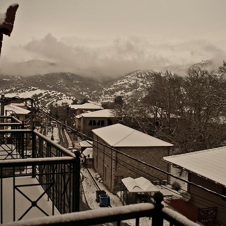 Papastavrou Apartments Kalavryta Exteriér fotografie