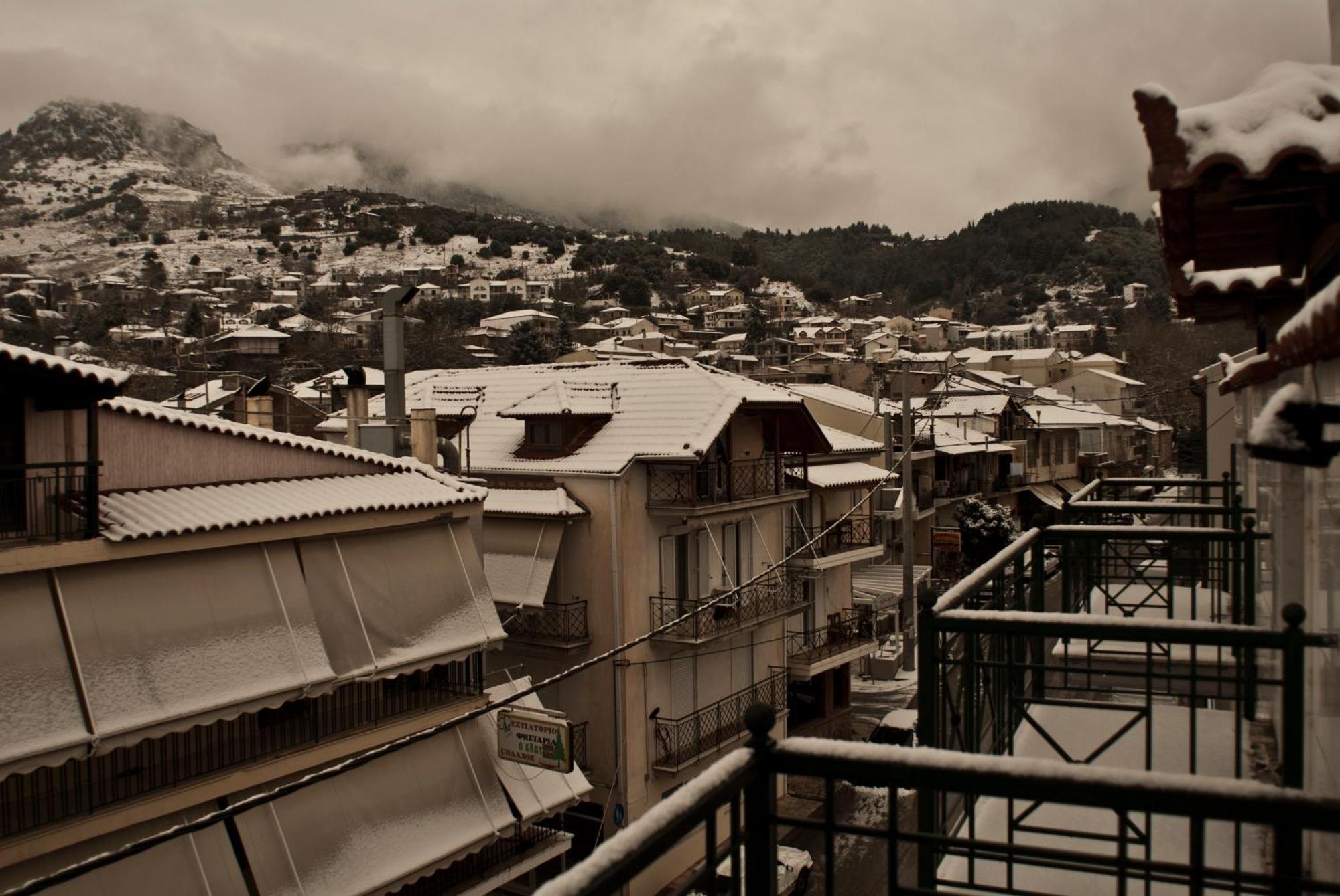 Papastavrou Apartments Kalavryta Exteriér fotografie